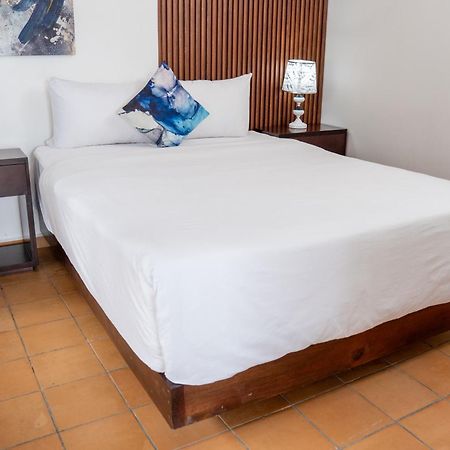 Hotel H4 El Paraiso Eksteriør billede